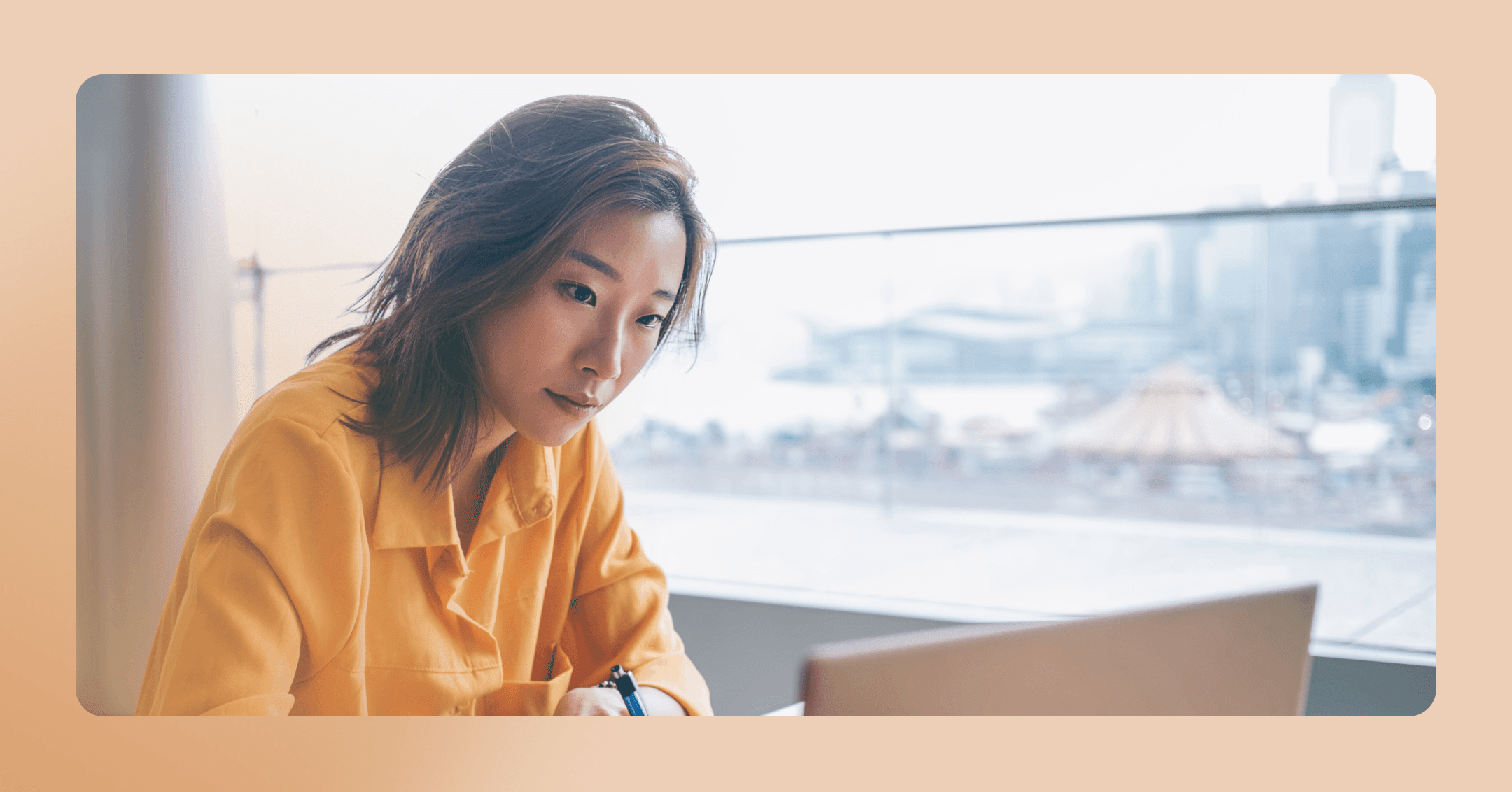 a psychiatric provider writing a note for mental health leave