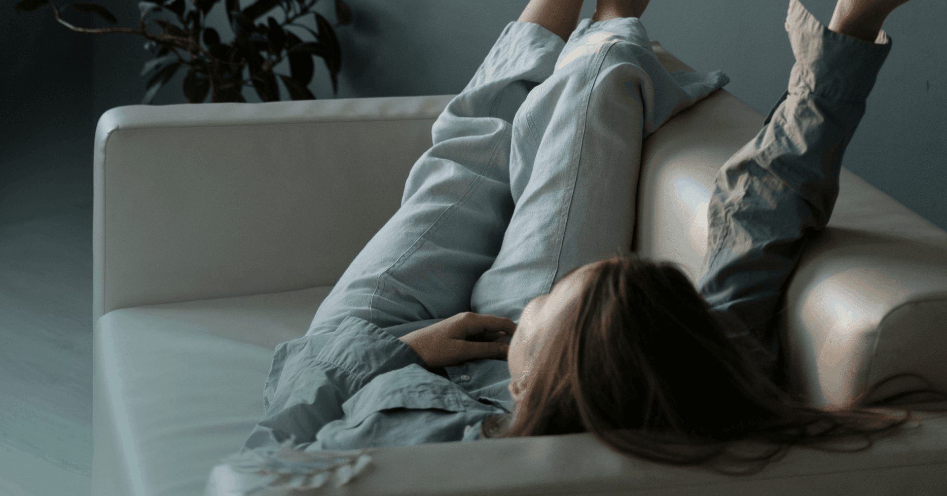 woman with ADHD losing track of time