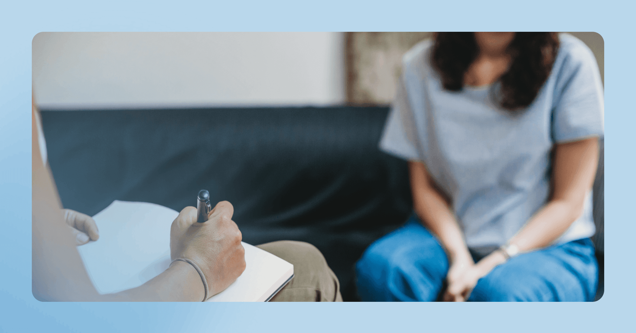 woman with ADHD meeting with a therapist to learn effective tools