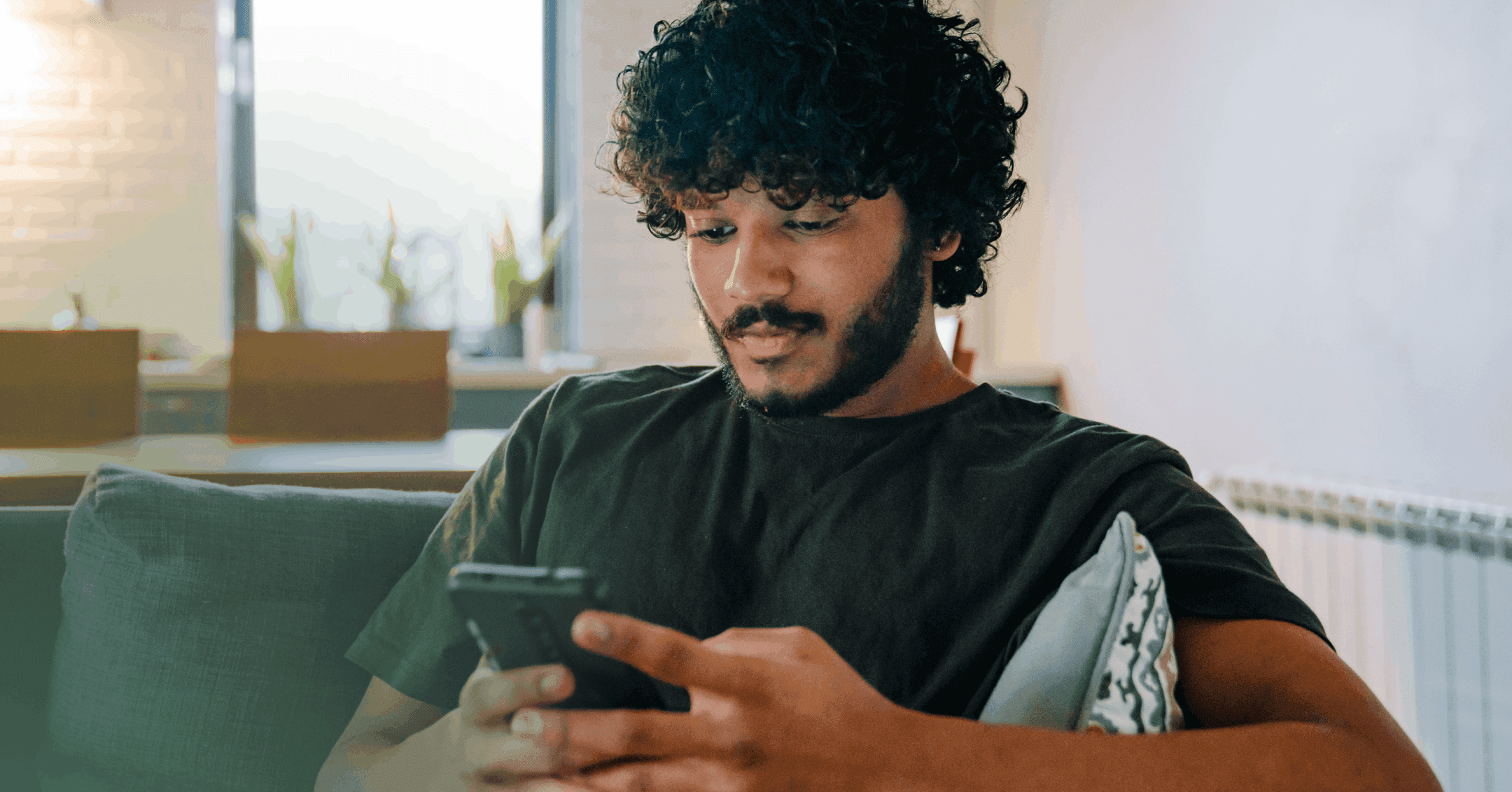 man sticking to an hourly time limit on dating apps