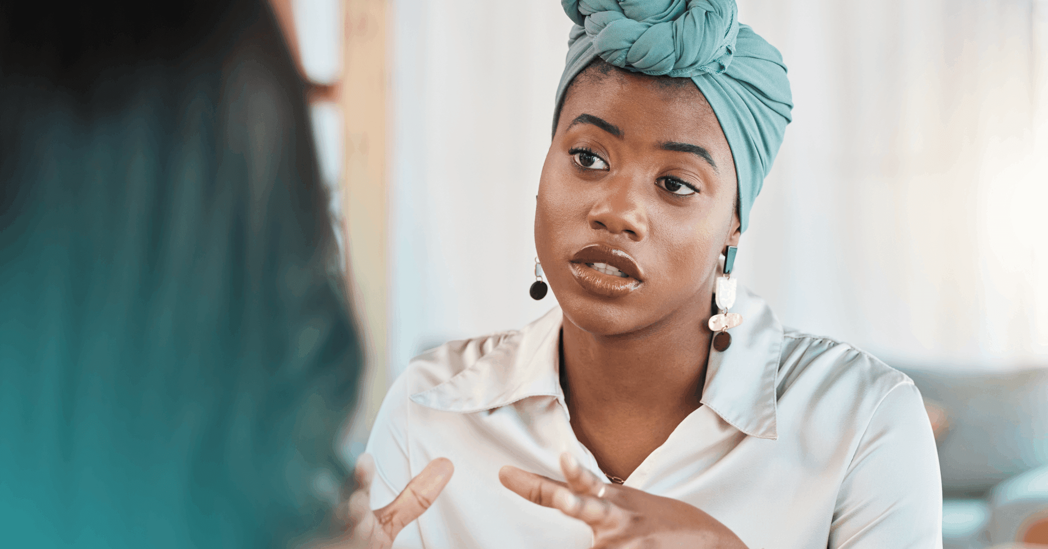 woman being direct when communicating her needs to someone with low emotional intelligence