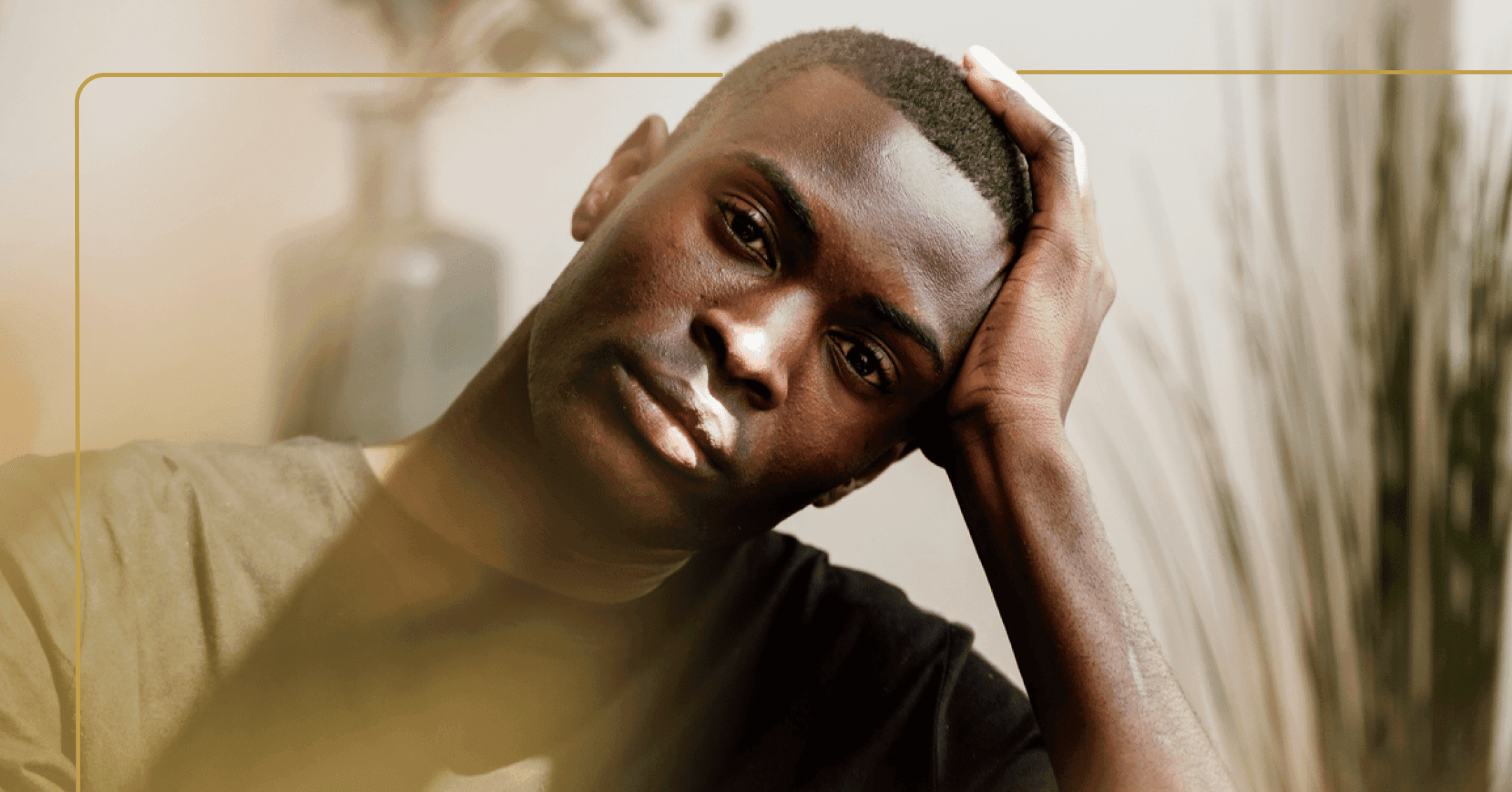 man with dissociative identity disorder feeling detached from others